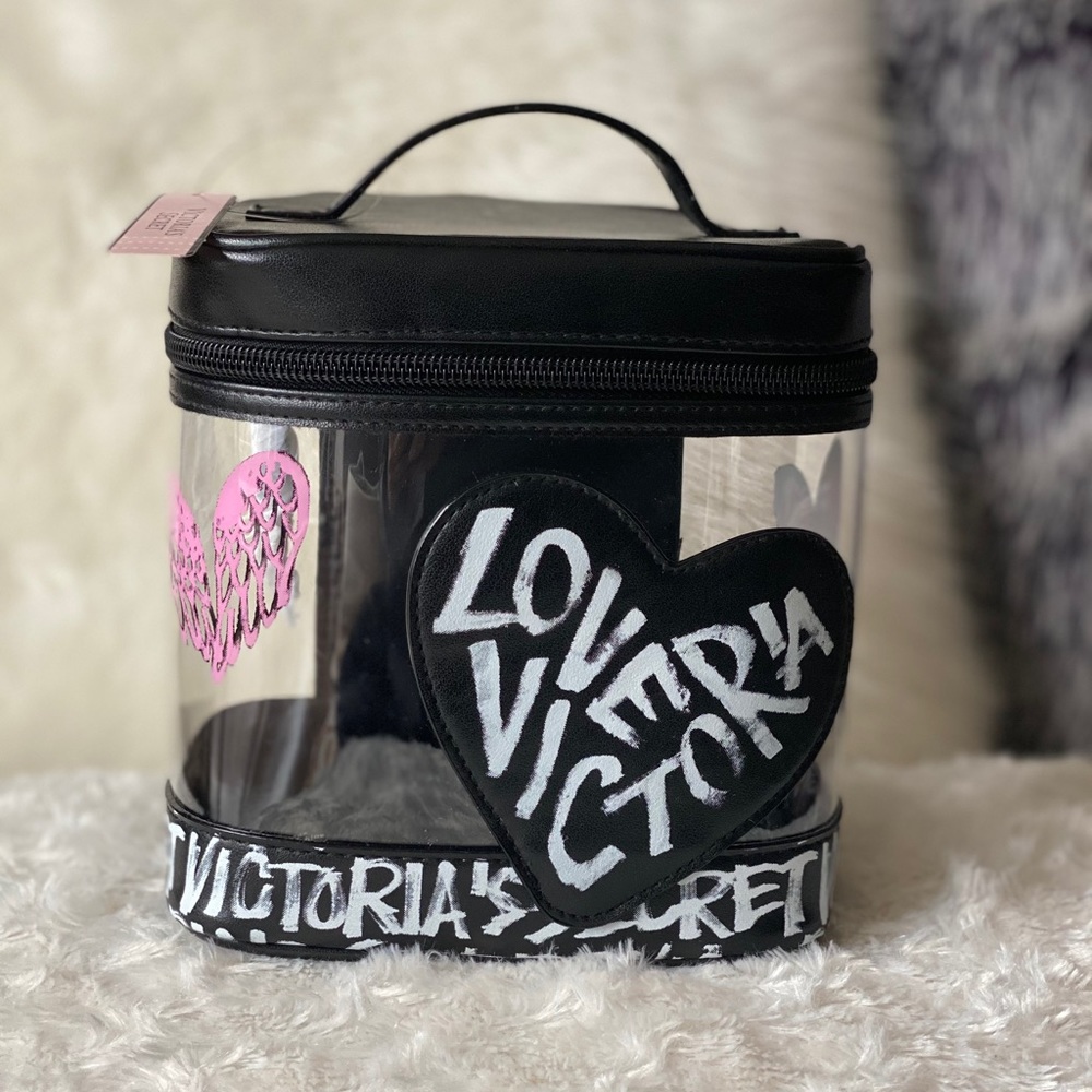 VS Beauty Bag, NWT